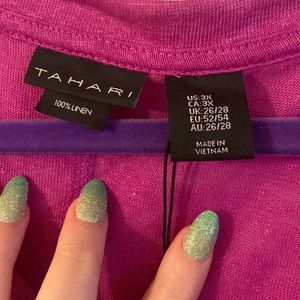 Size 3x Tahari. Never worn, tags still attached